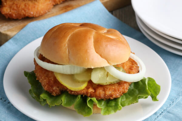 pork tenderloin sandwich on bun