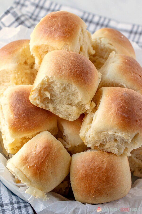 Buttery Rolls Love Bakes Good Cakes