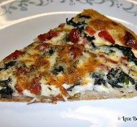 Tomato Spinach Alfredo Pizza