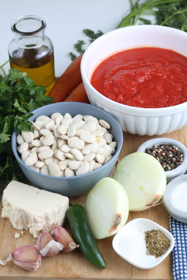 ingredients to make this authentic Greek recipe