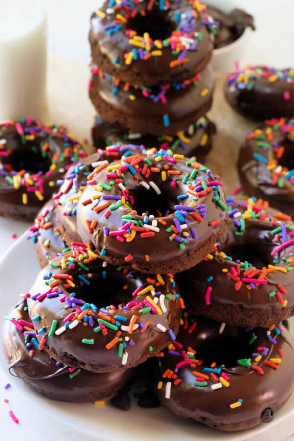 donuts on plate