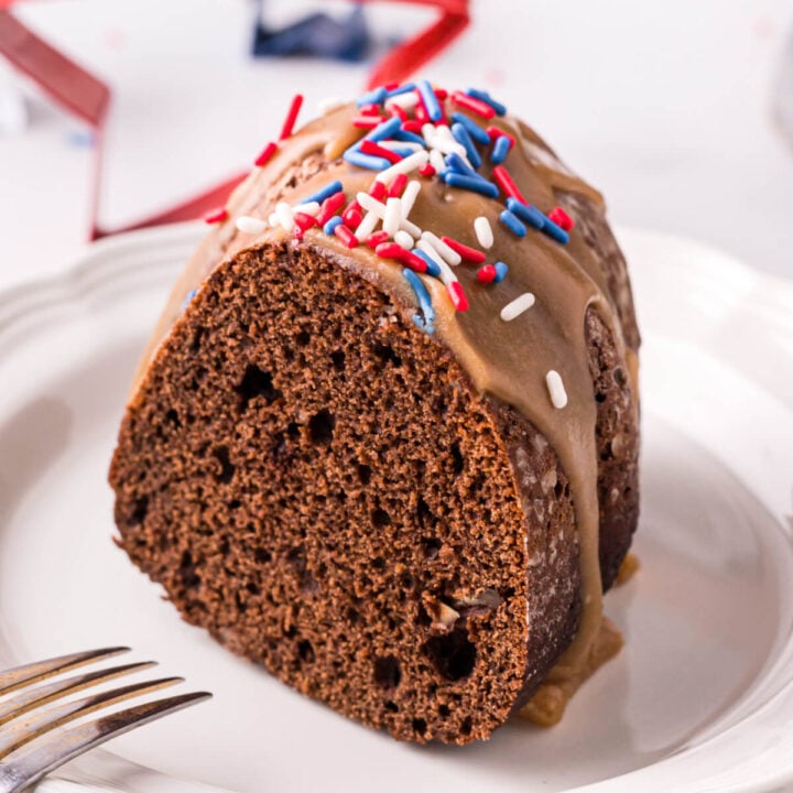apple spice cake with caramel frosting and patriotic colored sprinkles