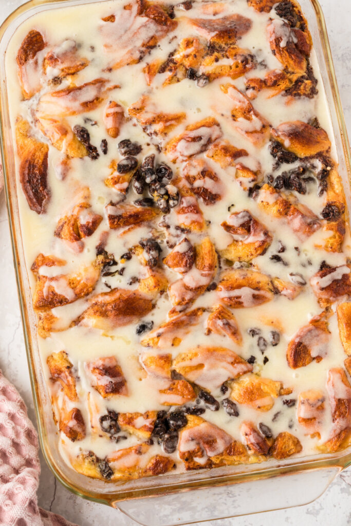 pan with cinnamon roll bread pudding