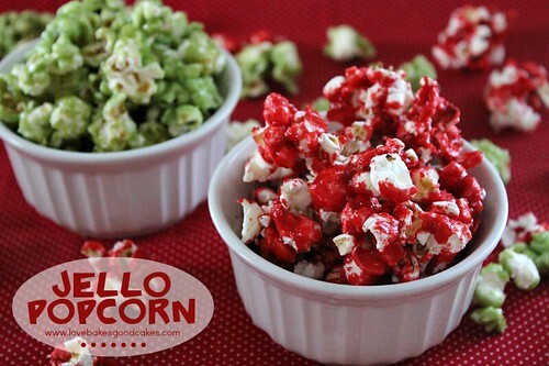 Jello popcorn in two bowls.