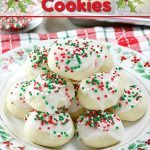 Italian Anise Cookies!! These cookies NEED to be on your holiday cookie tray! Not a fan of anise? Use your favorite extract for a new flavor!