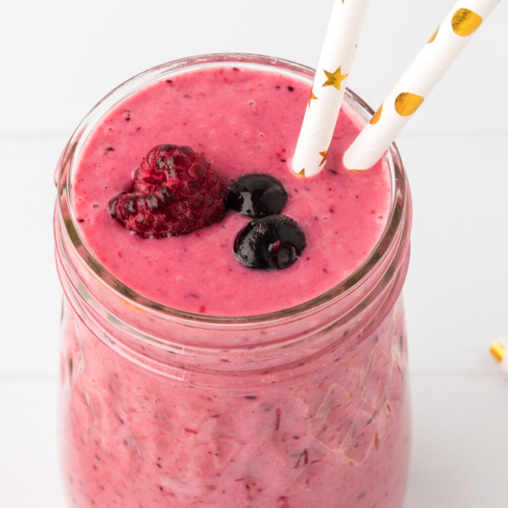 closeup of banana berry smoothie