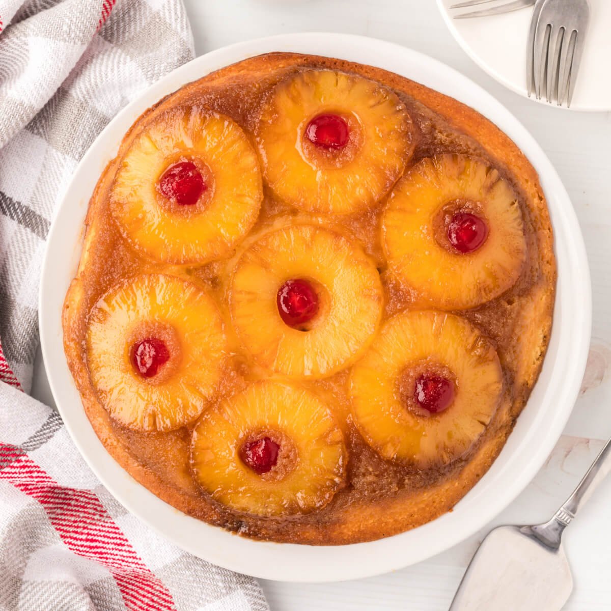 Easy Pineapple Upside Down Cake l Life Love and Sugar