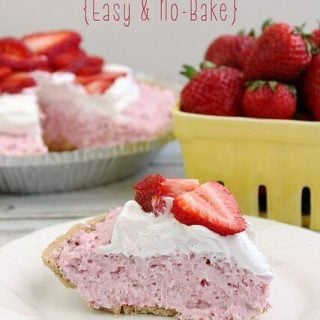 Strawberry Cream Pie {Easy & No-Bake}