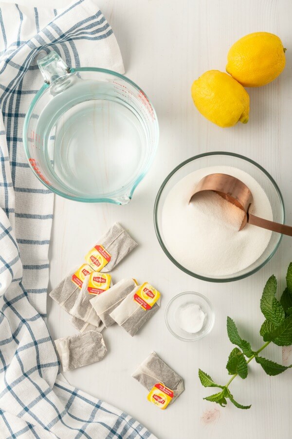 ingredients needed to make sweet tea