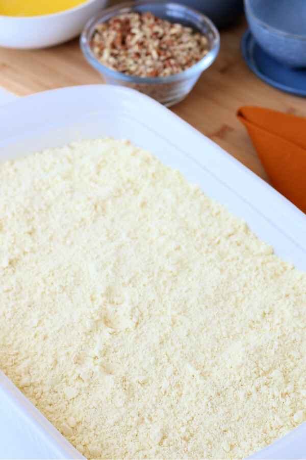 dry cake mix sprinkled over the top of the pumpkin layer