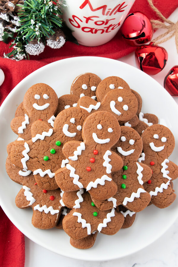 chocolate gingerbread men cookies on plate