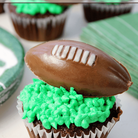 OREO Cookie Ball Game Day Cupcakes - Love Bakes Good Cakes