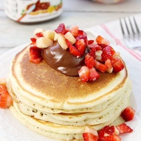 Fluffy Pancakes with Nutella® and Strawberry-Banana Salsa