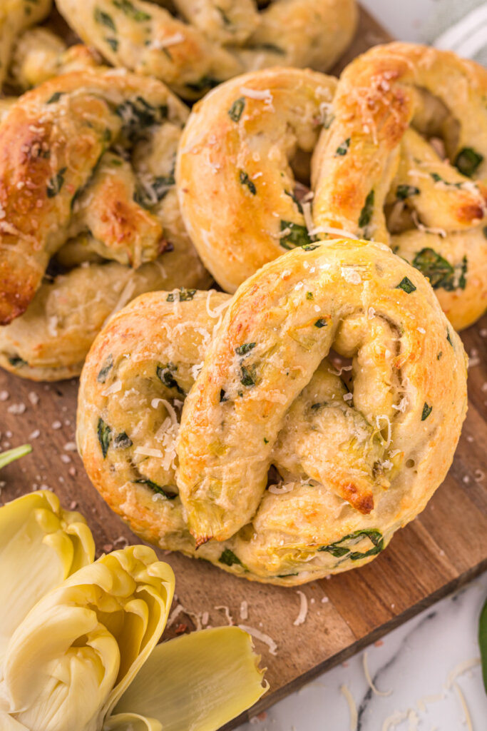 closeup of spinach artichoke pretzels