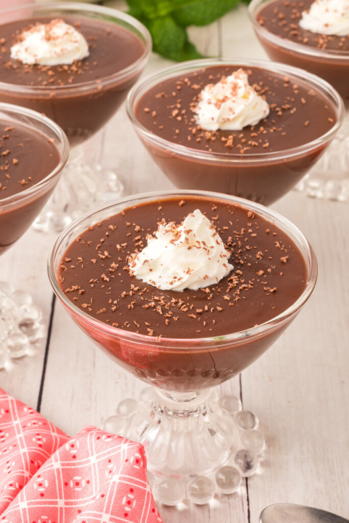 several chocolate pudding cups