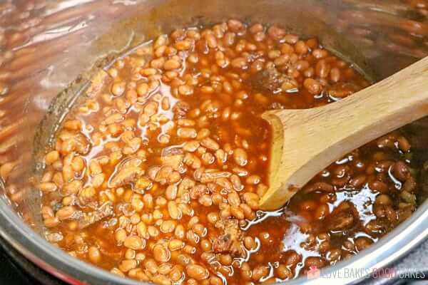 Instant Pot Baked Beans cooked in an Instant Pot.