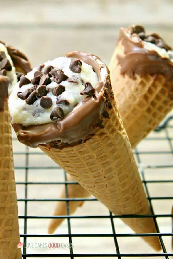 Cannoli Cones close up.