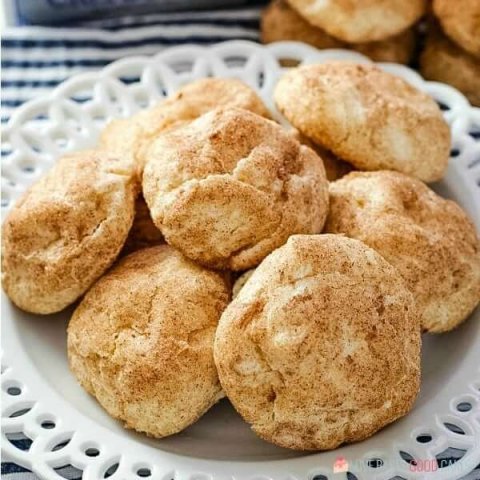 Bake up some soft, pillowy, cinnamon-cream cheese cookie goodness! Add these Snickerdoodle Cream Cheese Cookies to your holiday baking menu!
