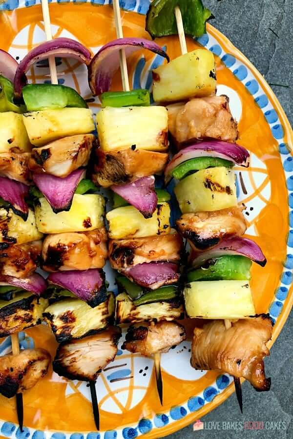 Hawaiian Chicken Kebabs on a plate.