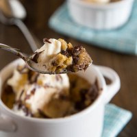 Deep Dish Chocolate Chip Cookies For Two "Pizookies"