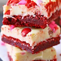 Valentine Red Velvet Brownies