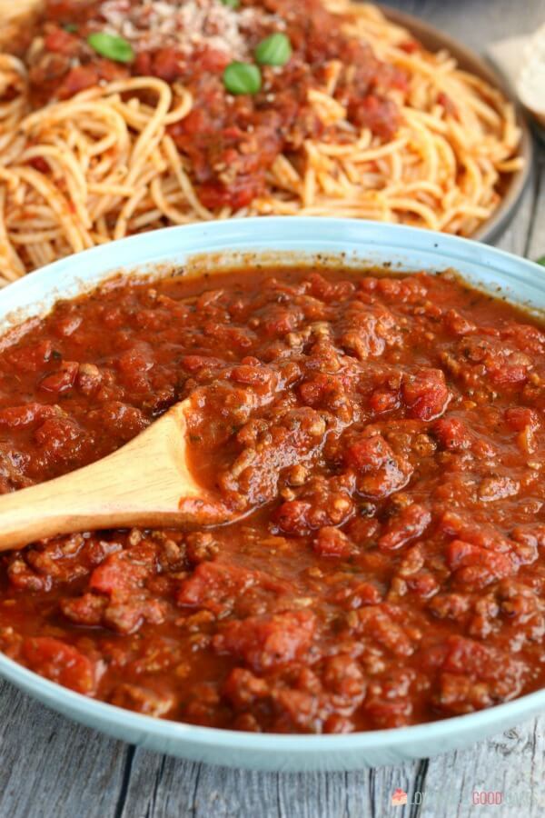 Slow Cooker Spaghetti Sauce with pasta.