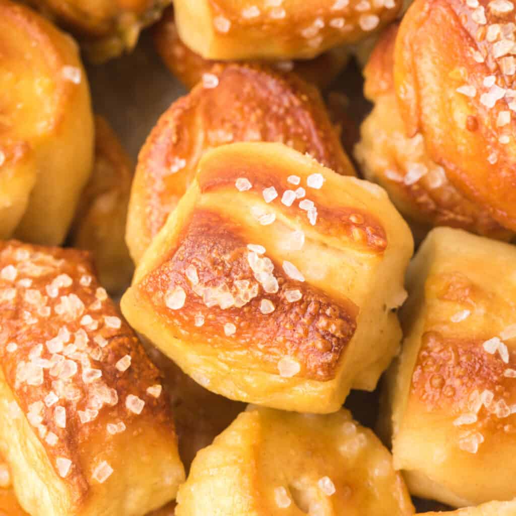 closeup of soft pretzel bites