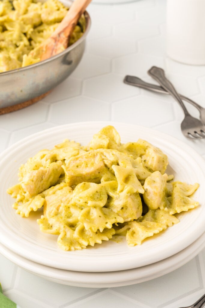 creamy chicken pesto pasta on plate