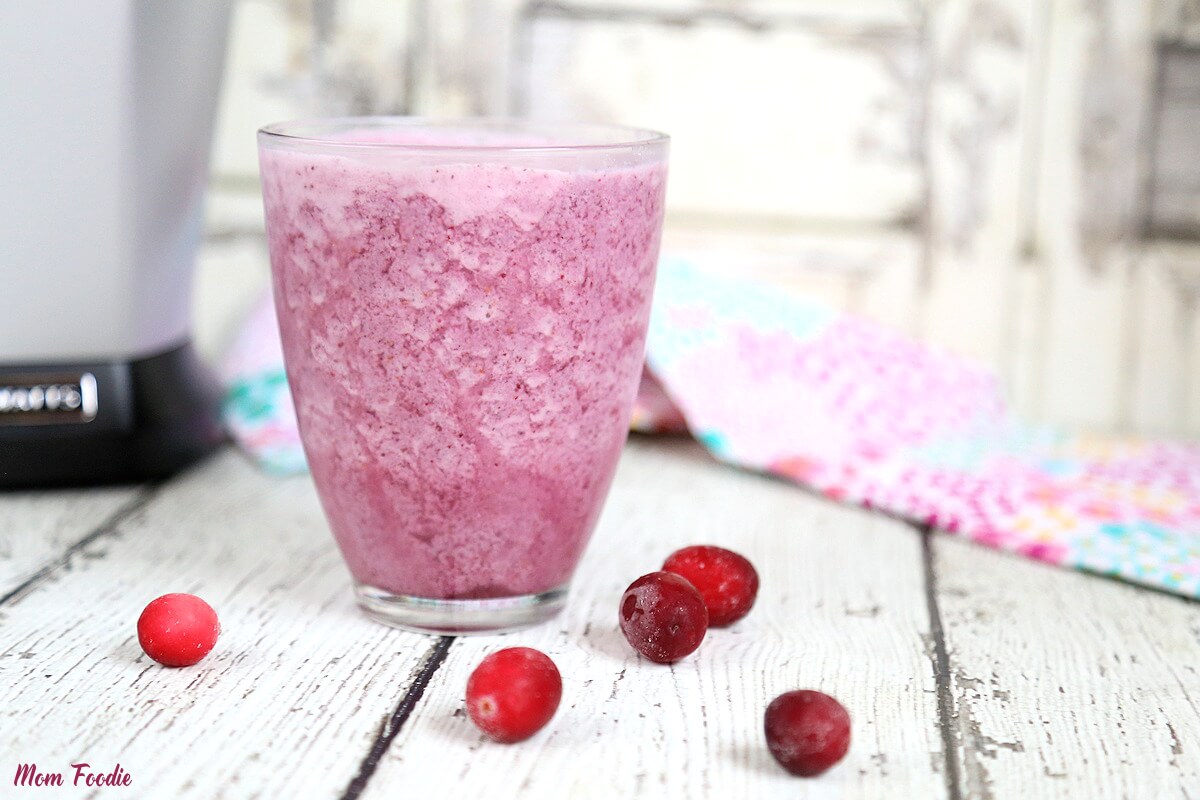20 Delicious and Healthy Low Carb Smoothies - Love Bakes Good Cakes