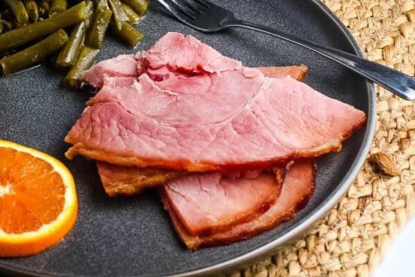 ham slices on plate