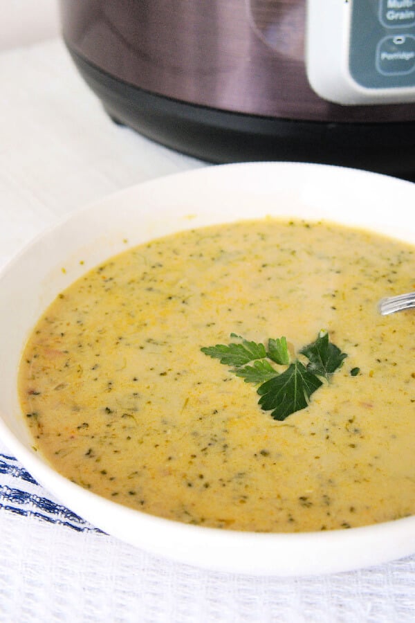 finished cream of broccoli of soup in bowl