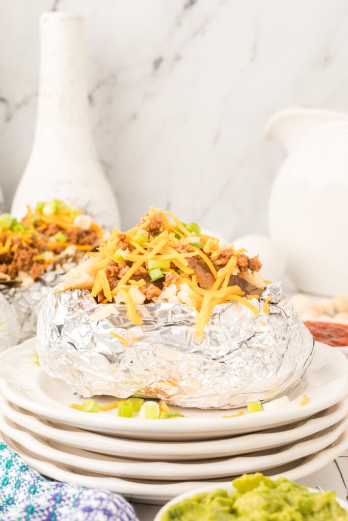idaho taco on stacked plates