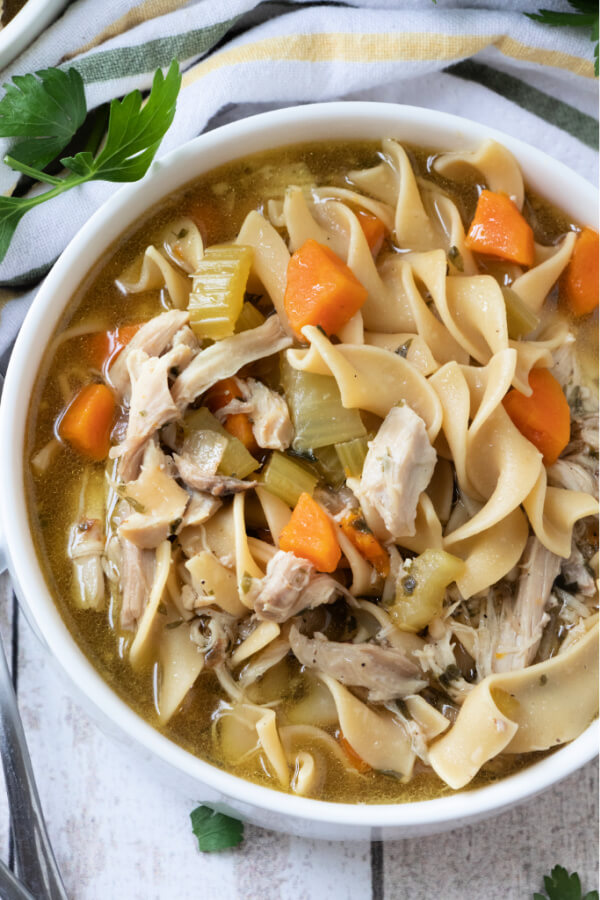 Instant Pot Chicken Noodle Soup - Love Bakes Good Cakes