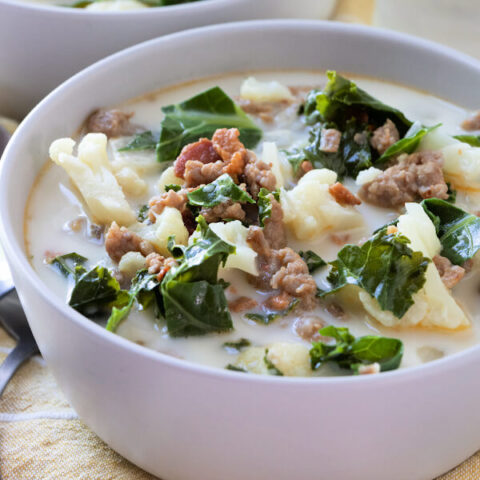 closeup low carb zuppa toscana in bowl