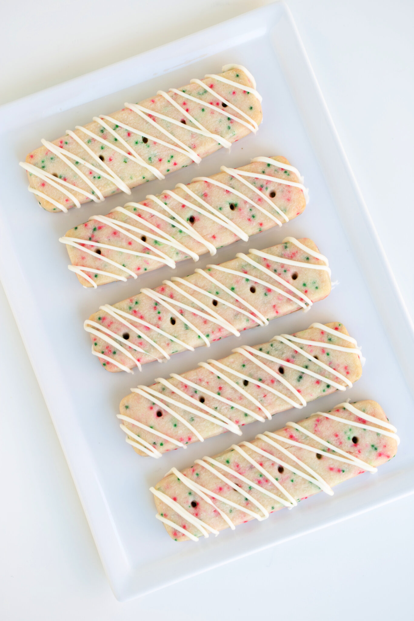 Christmas Shortbread Cookies Love Bakes Good Cakes