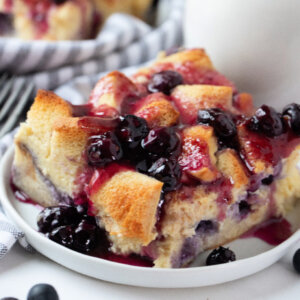 Overnight Blueberry French Toast Casserole - Love Bakes Good Cakes