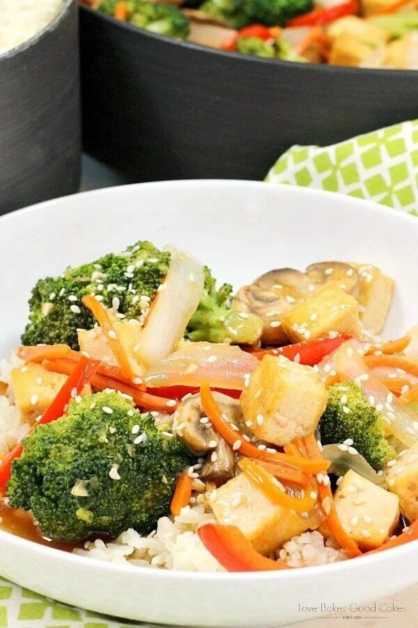 Garlic & Ginger Green Tea Stir Fry in a white bowl.