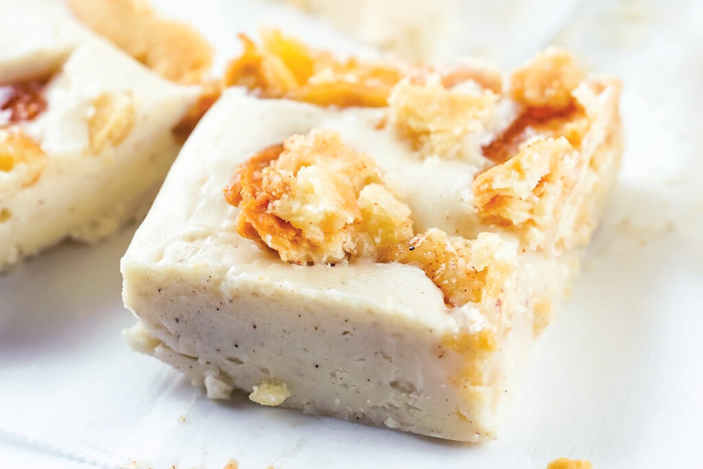 closeup apple pie fudge square