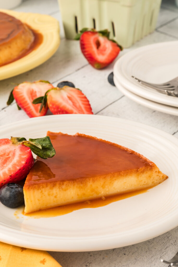plate with spanish flan slice