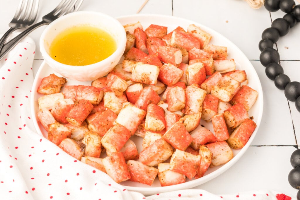 air fryer crab bites with dipping sauce