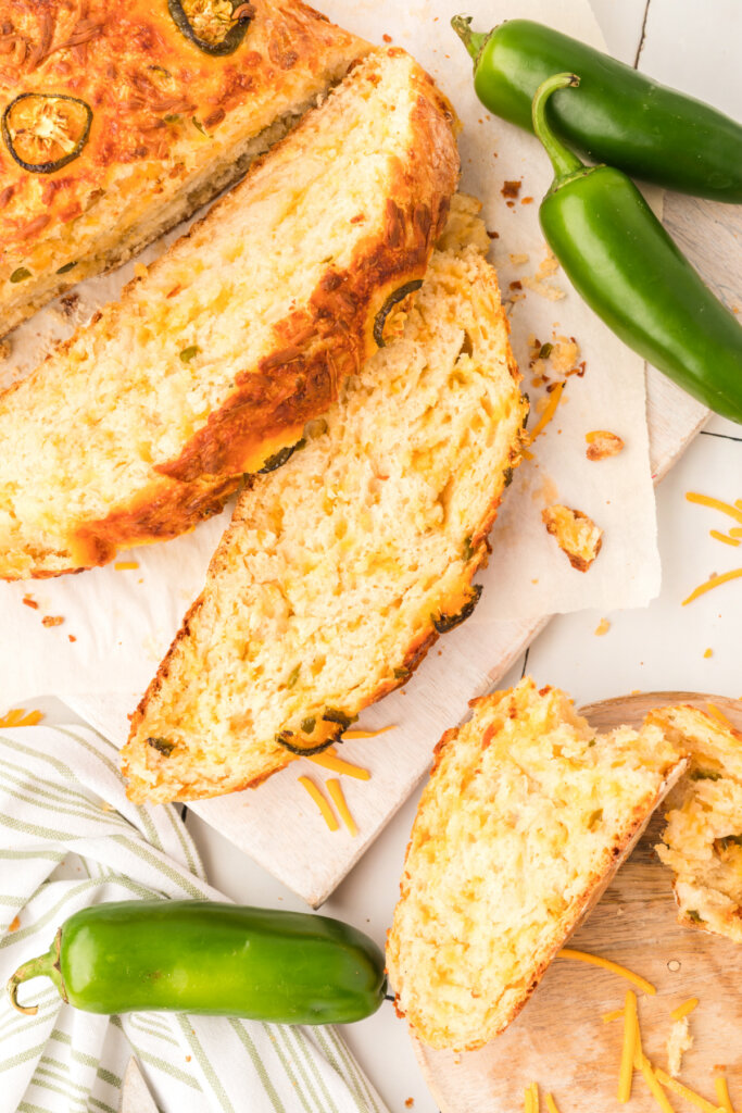 slices of jalapeno cheddar no knead bread