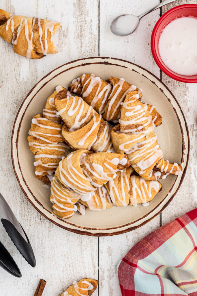 freshly baked cinnamon crescent rolls on a plate