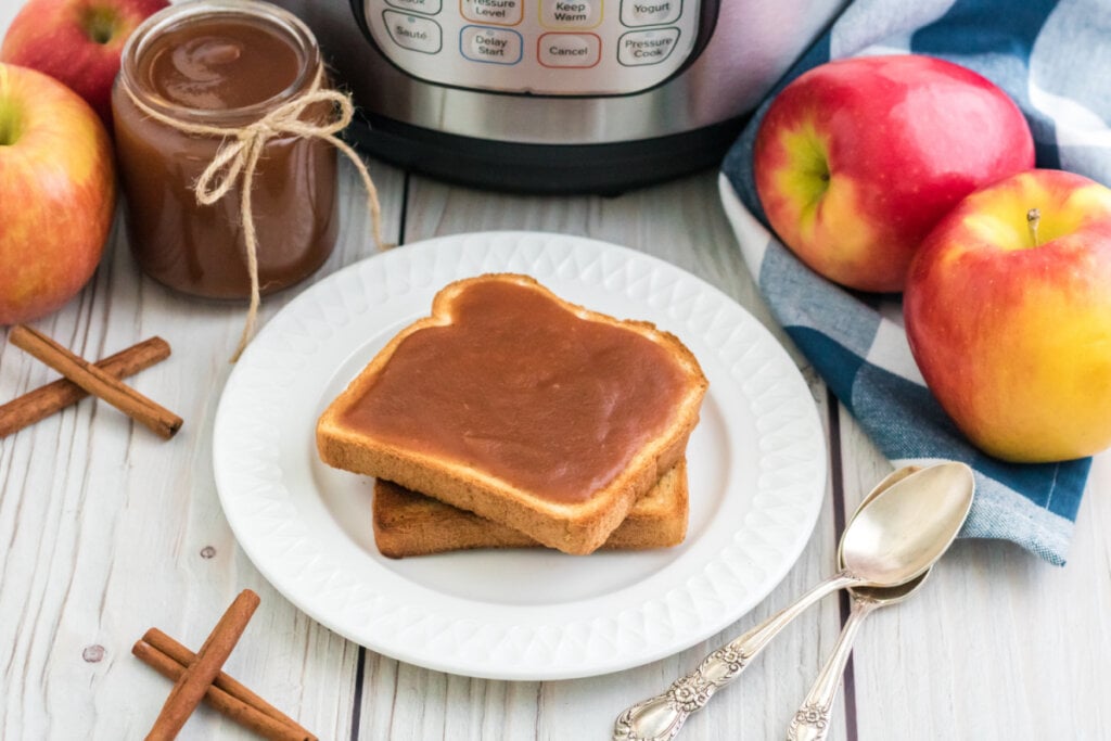 apple butter spread on toast