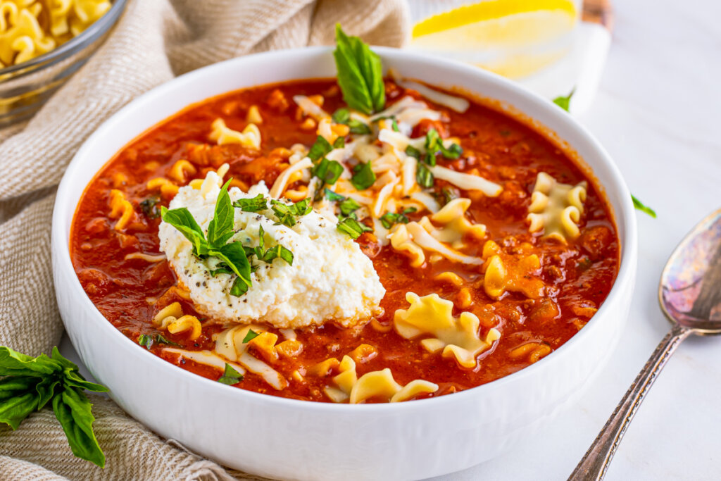 bowl of lasagna soup ready to eat