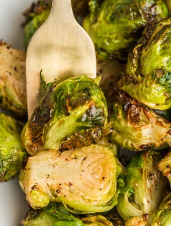 closeup of air fryer brussels sprouts