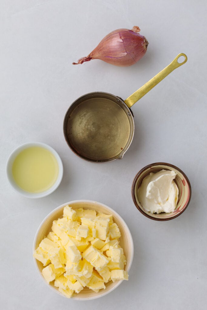 ingredients to make lemon butter sauce or beurre blanc sauce recipe