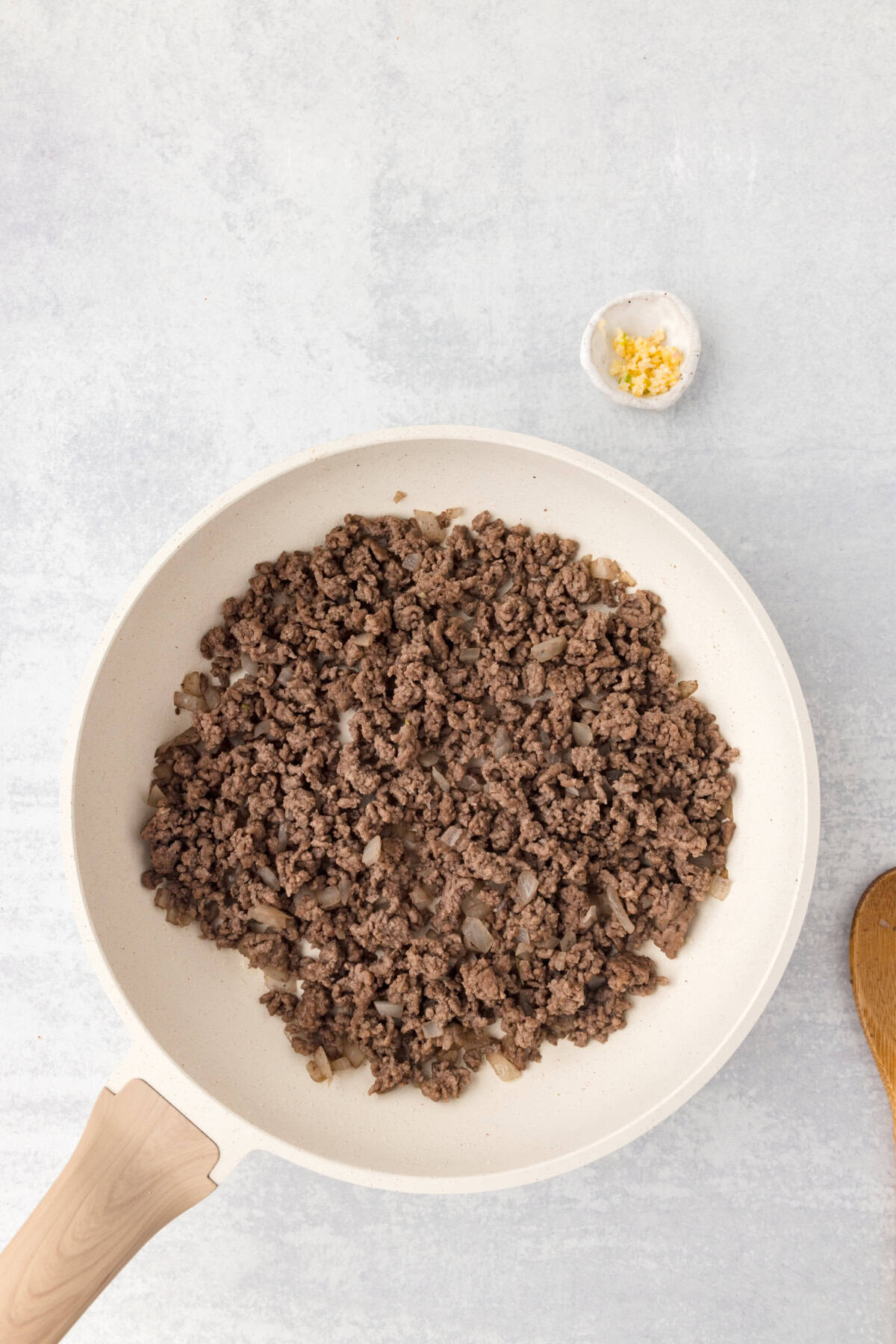 Hamburger Dip preparation, step 3.